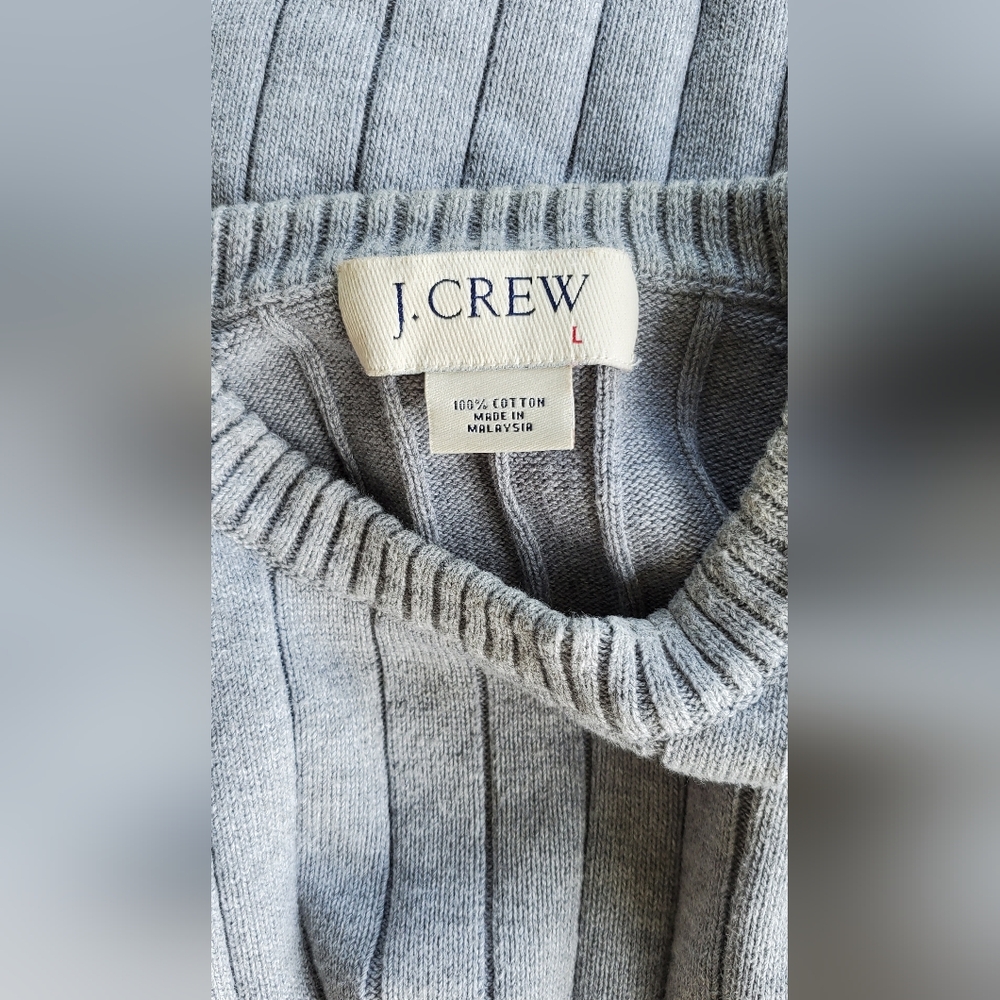 100% Cotton J. Crew Gray Crewneck Sweater with Ribbed Knit Design L - Picture 4 of 5